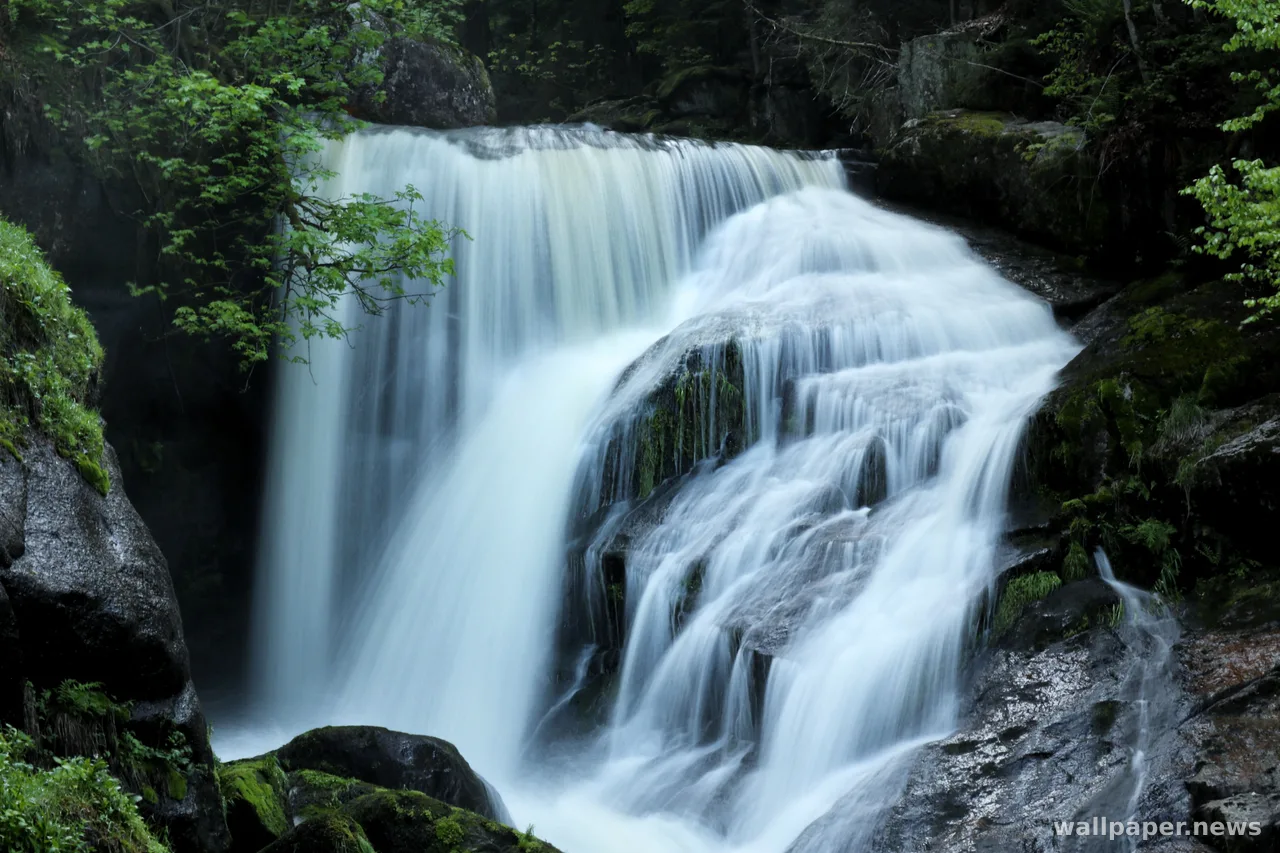 Waterfall 4K Wallpaper · nature · 3840×2560