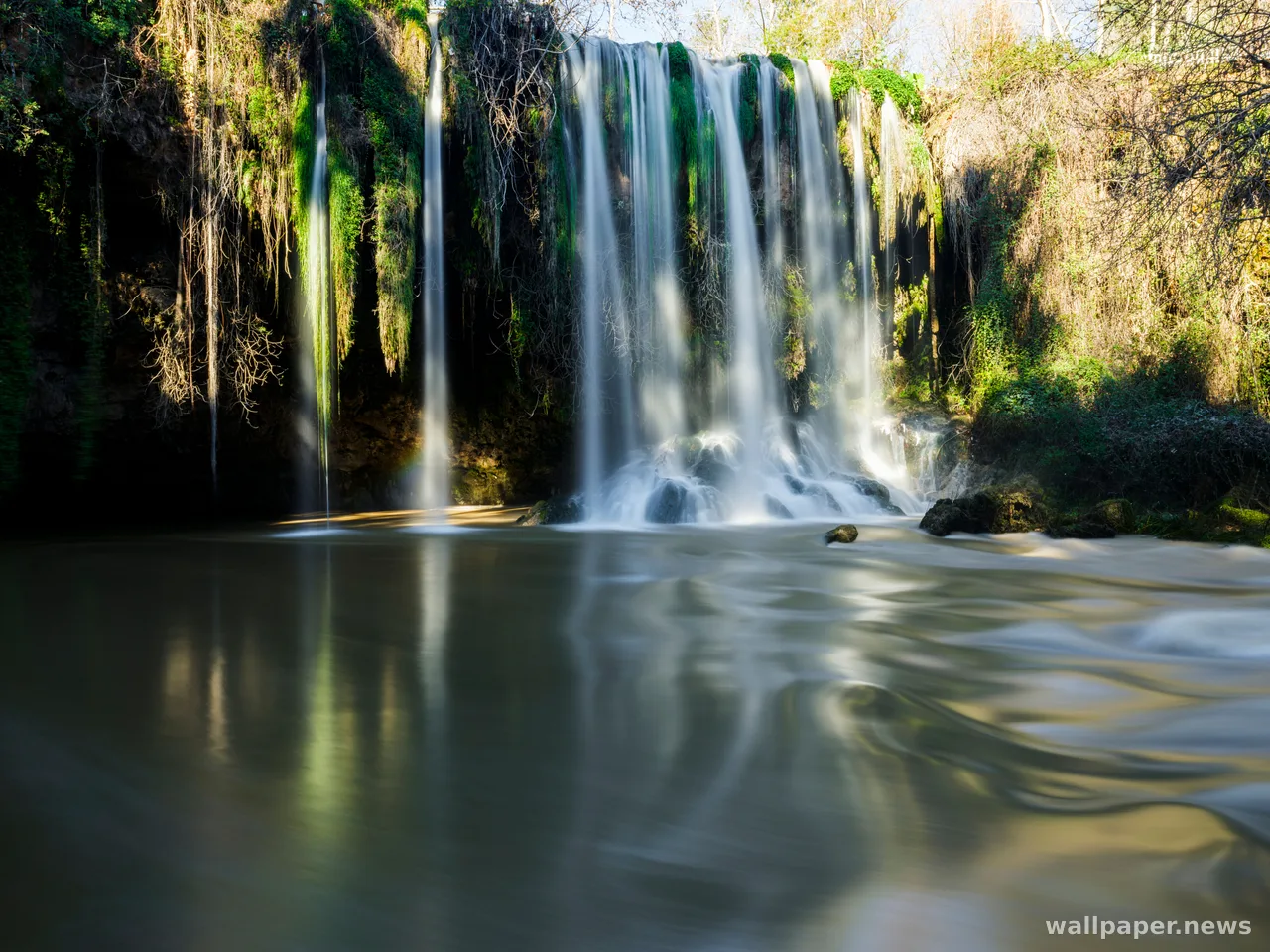 Waterfall 4K Wallpaper · nature · 3840×2880