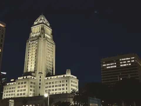 LA at Night 4K Wallpaper · city · 3840×2880