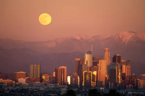 Los Angeles bij Nacht 4K-achtergrond · city · 3840×2560