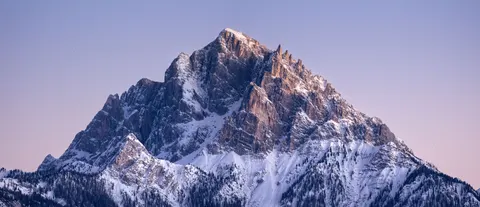 雪山の頂 4K壁紙 · mountains · 3840×1655