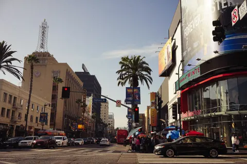 Los Angeles bij Nacht 4K-achtergrond · city · 3840×2560