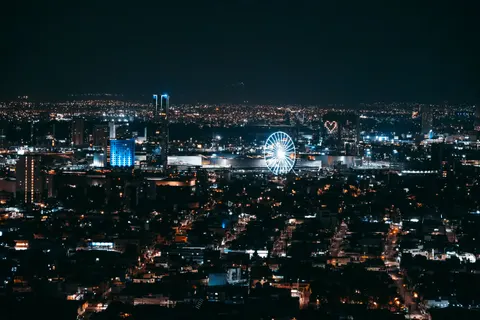 Fond d'écran Los Angeles de nuit 4K · city · 3840×2560