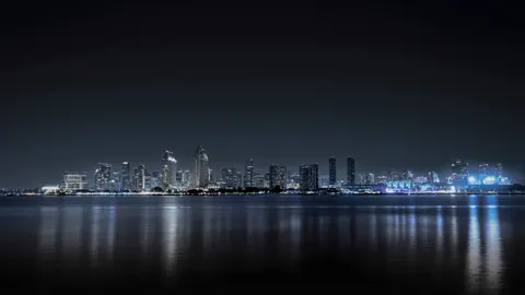 خلفية لوس أنجلوس ليلاً بدقة 4K · city · 3840×2160