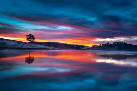 Misty Mountain Lake 4K Wallpaper · nature · 3840×2561