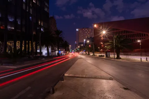Los Angeles bij Nacht 4K-achtergrond · city · 3840×2560