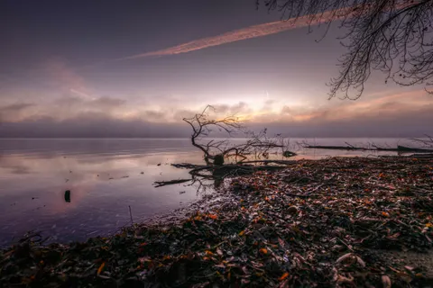 Misty Mountain Lake 4K Wallpaper · nature · 3840×2562
