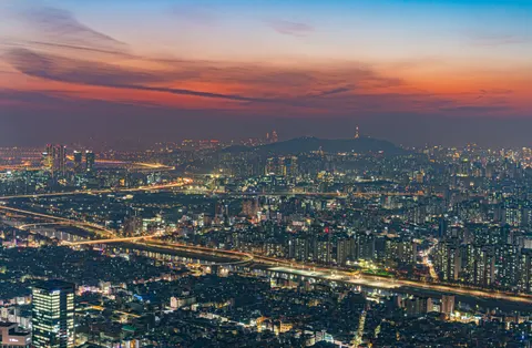 Seoul bei Nacht 4K Hintergrundbild · city · 3840×2513