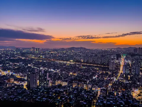 서울의 밤 4K 배경화면 · city · 3840×2880