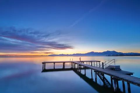 Misty Mountain Lake 4K Wallpaper · nature · 3840×2560