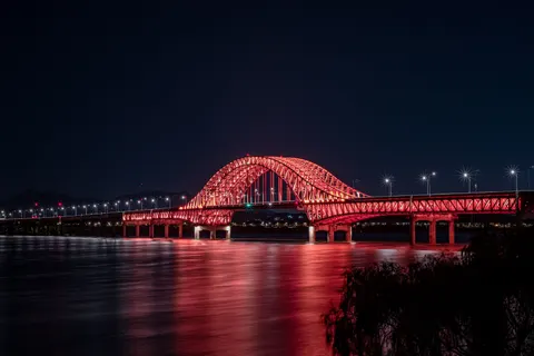 首爾夜景 4K桌布 · city · 3840×2563