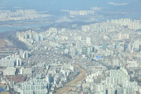 والپیپر سئول در شب با کیفیت 4K · city · 3840×2560