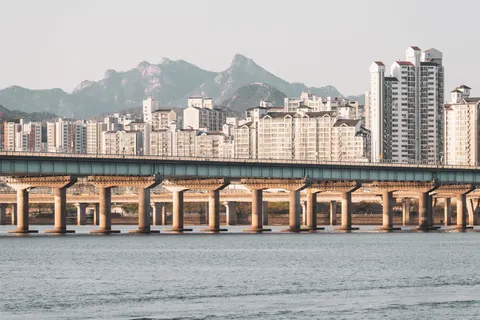 서울의 밤 4K 배경화면 · city · 3840×2560