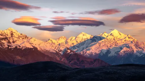 산맥 4K 배경화면 · mountains · 3840×2160