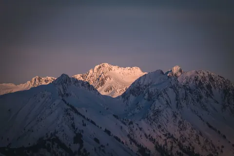 Mountain Range 4K Wallpaper · mountains · 3840×2560