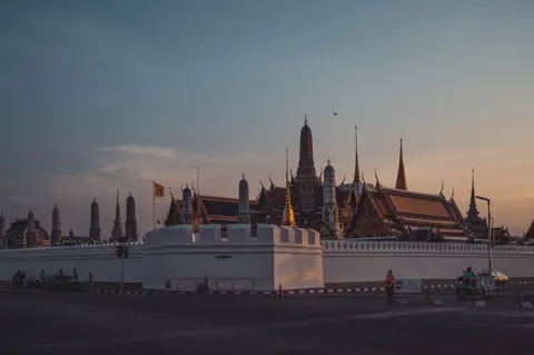 Tapeta Panorama Bangkoku 4K · city · 3840×2555