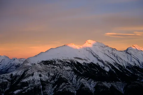 산맥 4K 배경화면 · mountains · 3840×2560