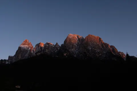 Mountain Range 4K Wallpaper · mountains · 3840×2560