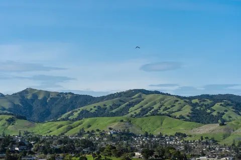 Green Hills 4K Wallpaper · nature · 3840×2560