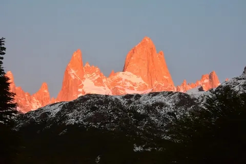 Hình nền Dãy Núi 4K · mountains · 3840×2560