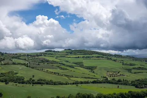 Green Hills 4K Wallpaper · nature · 3840×2560