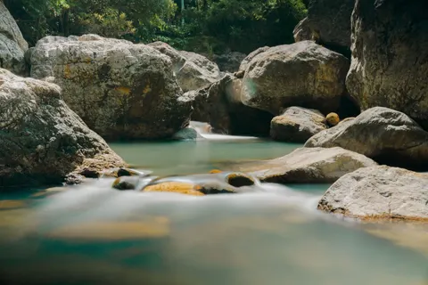 瀑布 4K壁纸 · nature · 3840×2560