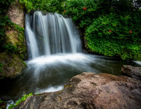 Fond d'écran Cascade 4K · nature · 3840×2967