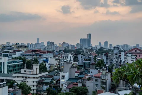 والپیپر منظره پشت‌بام با کیفیت 4K · city · 3840×2560