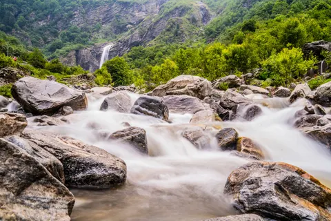 瀑布 4K壁纸 · nature · 3840×2560