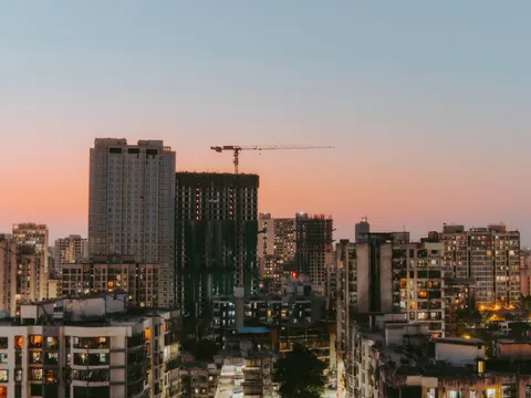 Rooftop View 4K Wallpaper · city · 3840×2880