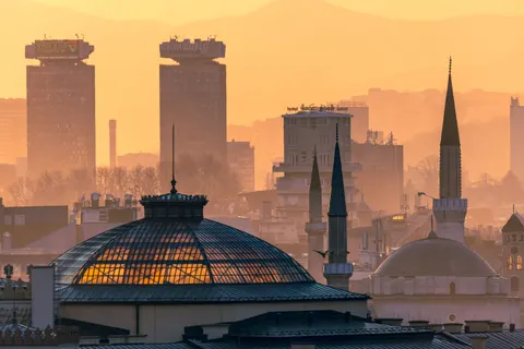 والپیپر منظره پشت‌بام با کیفیت 4K · city · 3840×2560