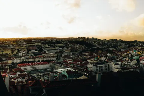 屋顶景观 4K壁纸 · city · 3840×2560