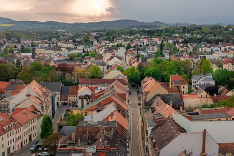 Rooftop View 4K Wallpaper · city · 3840×2560