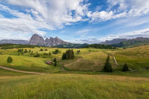 Fond d'écran Dolomites 4K · mountains · 3840×2560