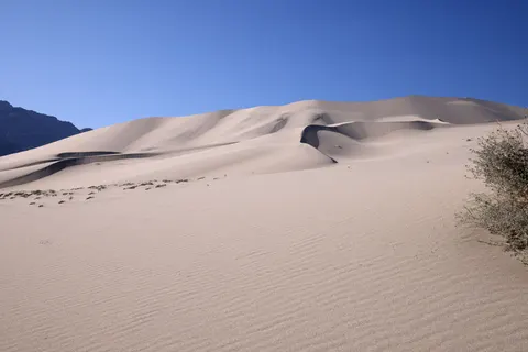 Desert Dunes 4K Wallpaper · nature · 3840×2561