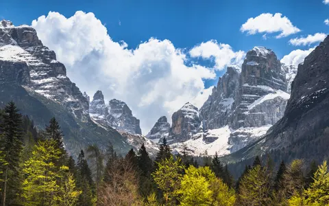 Tapeta Dolomity 4K · mountains · 3840×2400