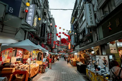 Hình nền Chợ Đêm 4K · city · 3840×2561