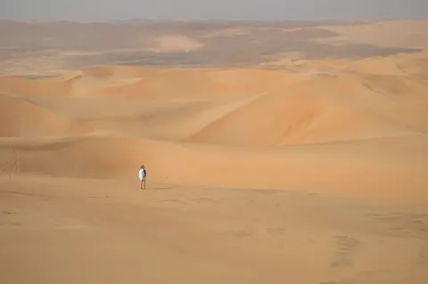 Fond d'écran Dunes du désert 4K · nature · 3840×2553