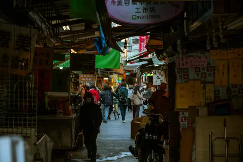 Hình nền Chợ Đêm 4K · city · 3840×2561