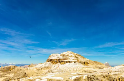 多洛米蒂山 4K壁纸 · mountains · 3840×2509
