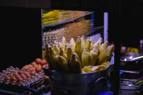 Hình nền Chợ Đêm 4K · city · 3840×2560