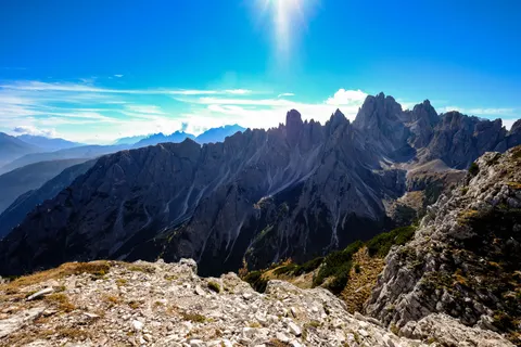 Hình nền Dãy Núi Dolomites 4K · mountains · 3840×2560