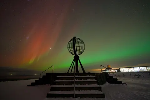 Aurora Borealis 4K Wallpaper · nature · 3840×2561