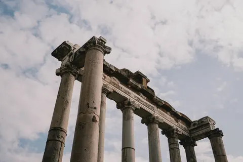罗马遗迹 4K壁纸 · architecture · 3840×2560