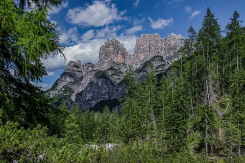 والپیپر دولومیت‌ها با کیفیت 4K · mountains · 3840×2560