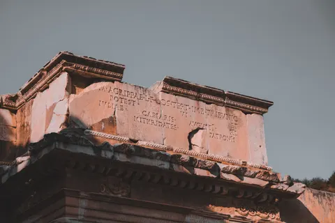 罗马遗迹 4K壁纸 · architecture · 3840×2560