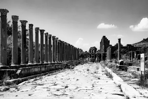 Roma Harabeleri 4K Duvar Kağıdı · architecture · 3840×2560