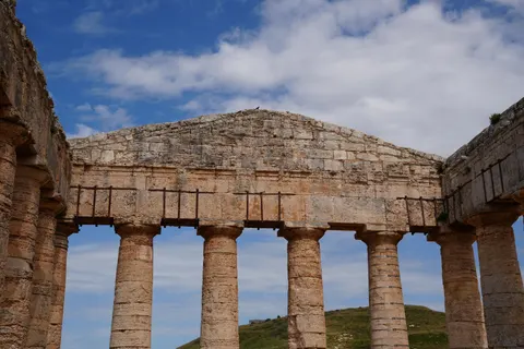 Yunan Tapınağı 4K Duvar Kağıdı · architecture · 3840×2560