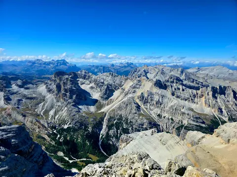 Hình nền Dãy Núi Dolomites 4K · mountains · 3840×2880