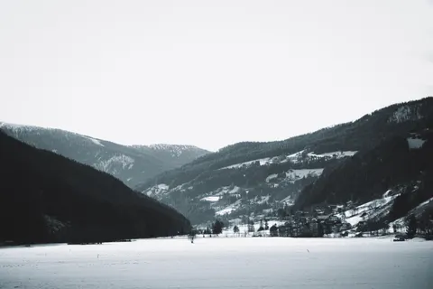 Winter Snow 4K Wallpaper · nature · 3840×2560